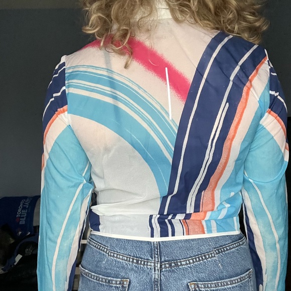 Womens Nike windbreaker: size small - Picture 3 of 3